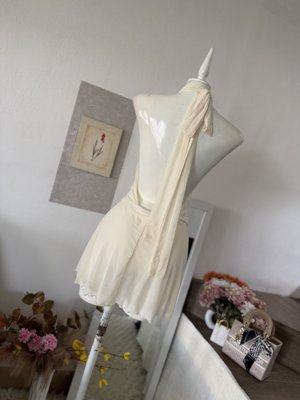 SHEIN BAE Vestido mini con tirantes de espagueti, volantes y espalda descubierta en color albaricoque para mujer, vestido elegante con espalda descubierta para verano, vacaciones, sexy, vestido amaril